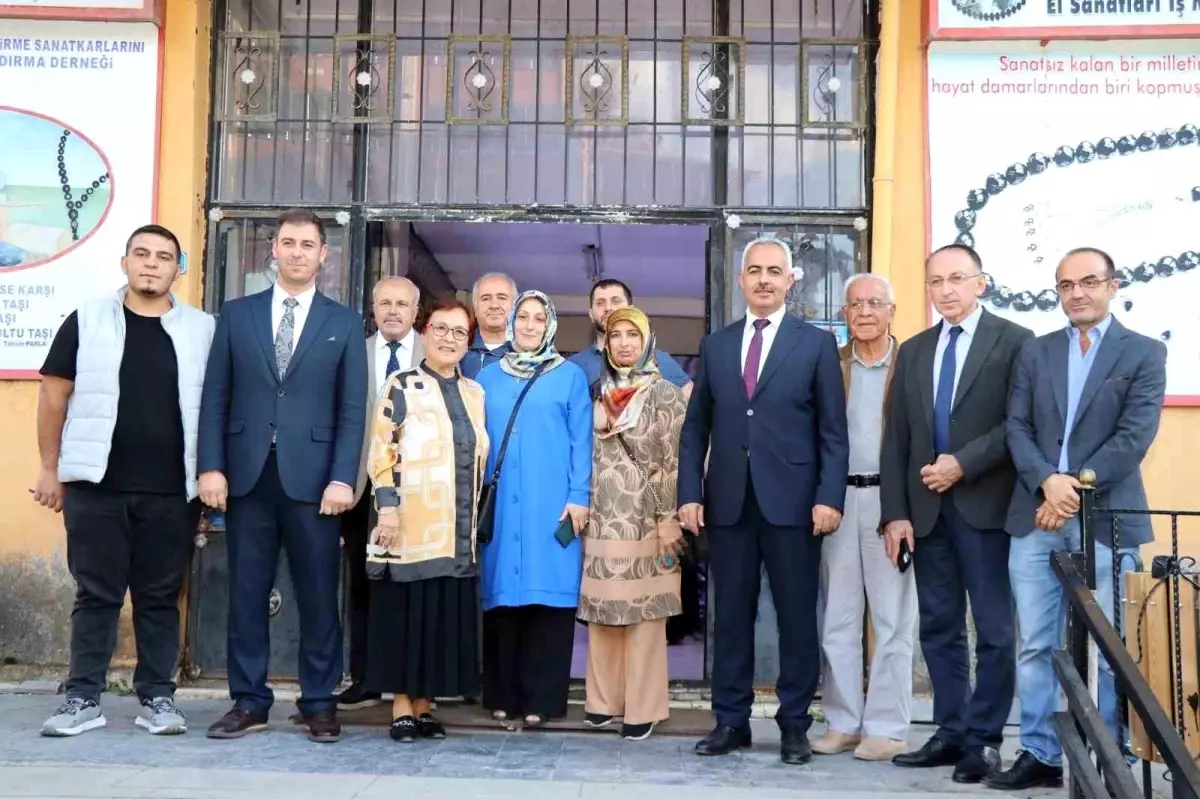 Dr. Reşide Yüksel, Oltu’yu Ziyaret Etti