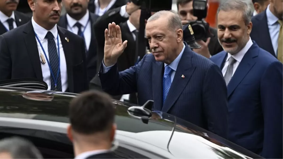 Erdoğan teğmenlerin ‘Kılıçlı Yemin Töreni’ ile ilgili konuştu: Burası kendini bilmezlerin at oynattığı bir meydan değil