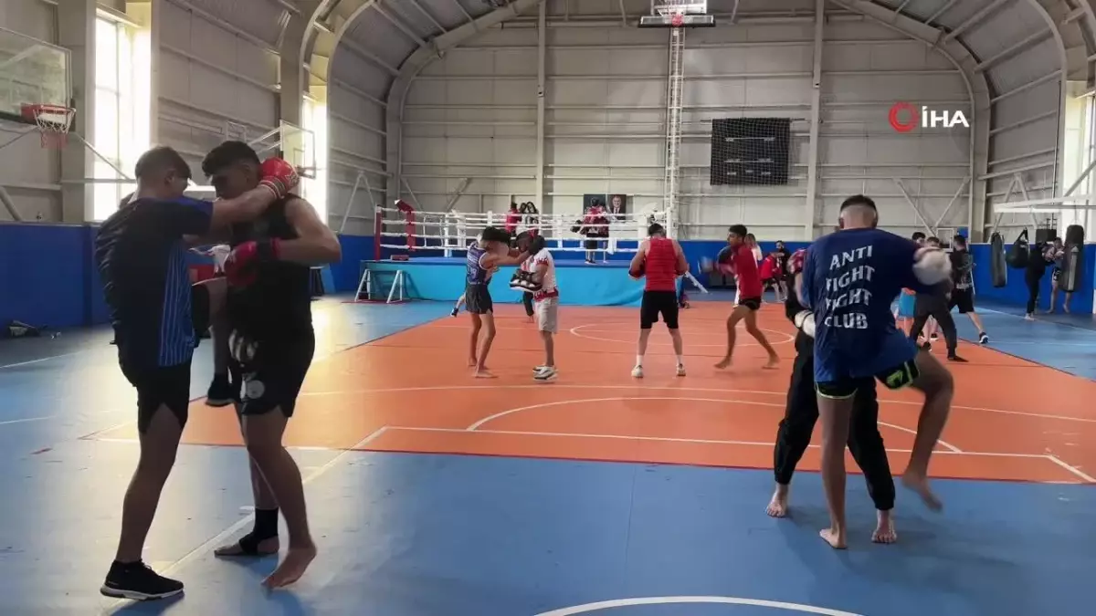 Gençler Muaythai Takımı Dünya Şampiyonası’na Katılıyor