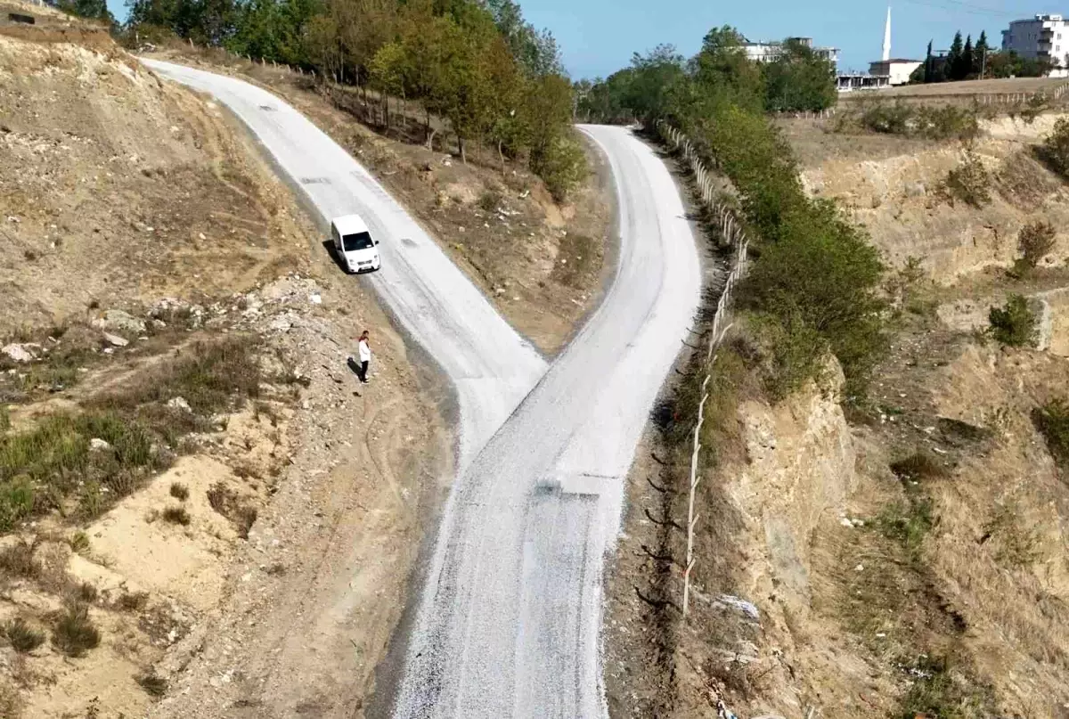 İlkadım’da Yol Çalışmaları Devam Ediyor