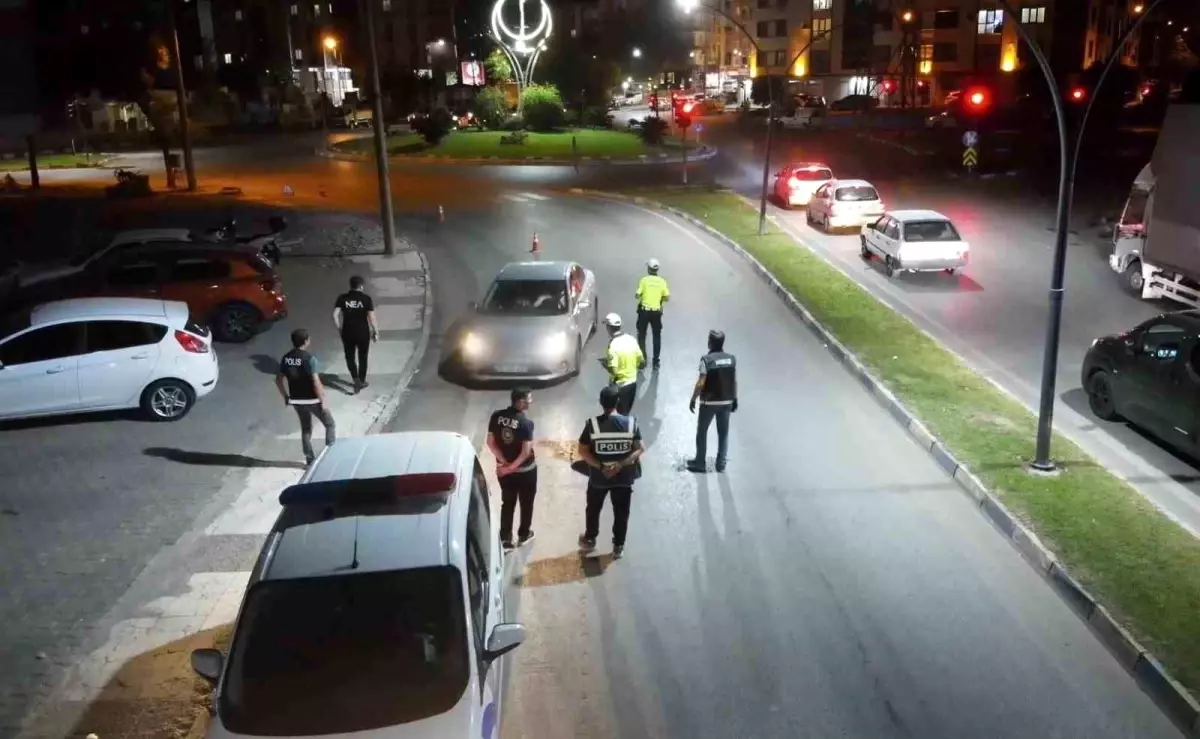 Manisa’da Uyuşturucu Operasyonu: 2 Gözaltı