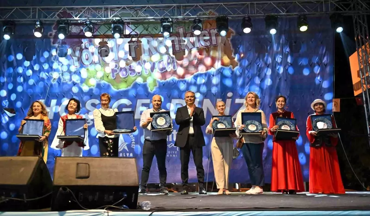 Muratpaşa’da 8. Yöreler Renkler Festivali Coşkuyla Tamamlandı