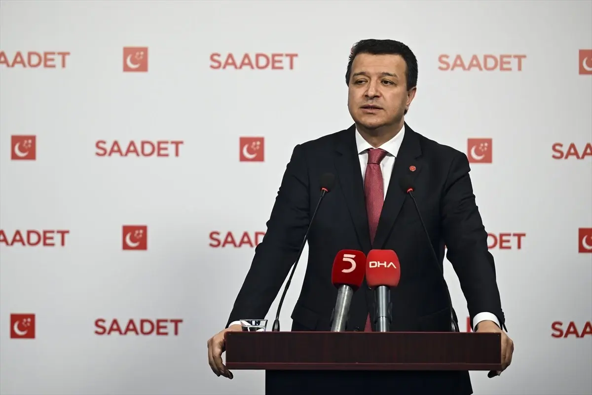 Saadet Partisi’nden Yeni Anayasa Çağrısı