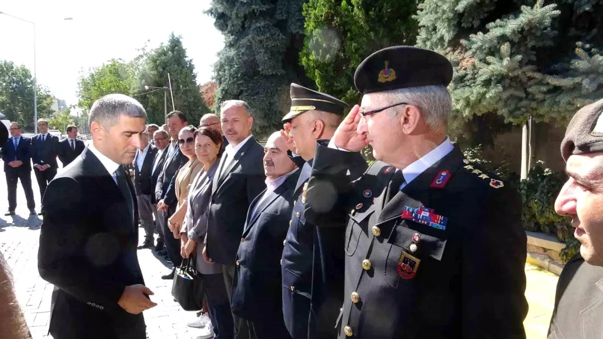 Uşak Valisi Dr. Naci Aktaş Göreve Başladı