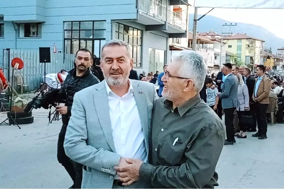 AK Parti’den Pamukkale Belediyesi’ne Eleştiri: ‘Hizmet Bekliyoruz, Bahane Değil’