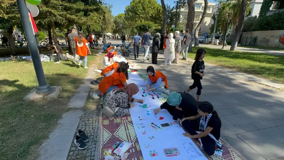 Antalya’da Filistinli Çocuklar İçin Etkinlik