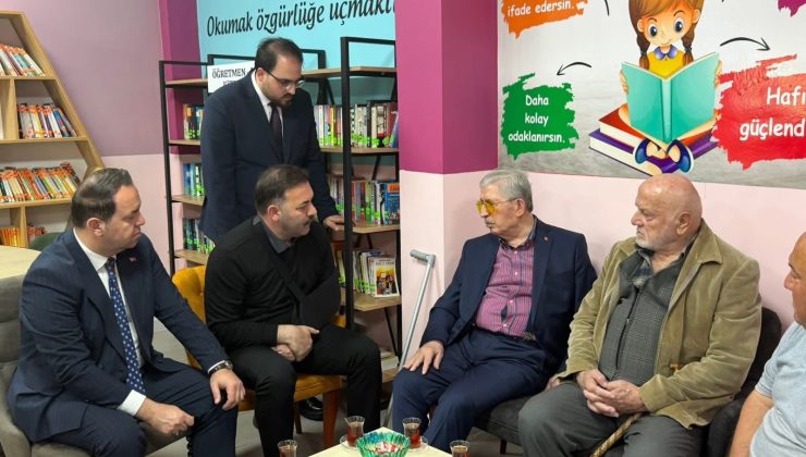 Köksal Toptan, Zonguldak’ta adını taşıyan okullarda öğrencilerle buluştu