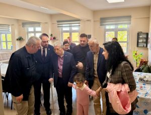 Köksal Toptan, Zonguldak’ta adını taşıyan okullarda öğrencilerle buluştu