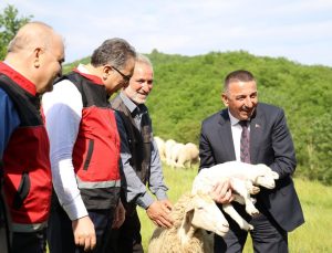 Osman Hacıbektaşoğlu ve Ahmet Gümen üretim tesislerini inceledi