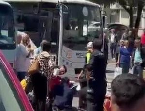 Zonguldak’ta minibüsün altında kalan kadını vatandaşlar kurtardı