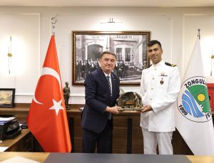 TCG Kilimli Gemisi Komutanlarından Başkan Erdem’e Ziyaret