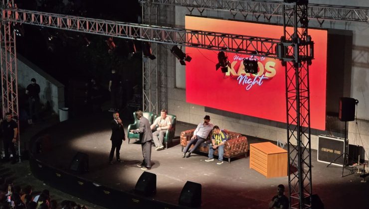 Ünlü komedyen Hayrettin, Karadeniz Ereğli’de kahkaha dolu gece yaşattı