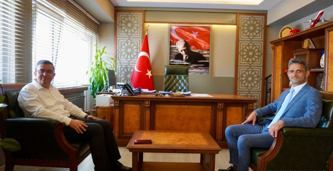 Çaycuma Kaymakamı Kaya, eski meslektaşı Keçeli’yi ağırladı
