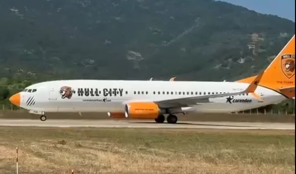 Zonguldak Havalimanı’nda Hull City logosu görenleri yanılttı