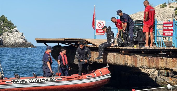 Zonguldak’ta denize giren kişiyi arama çalışmaları sürüyor