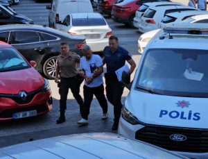 Kadın sürücüyü dikiz aynasıyla darp eden sürücü adli kontrolle serbest bırakıldı