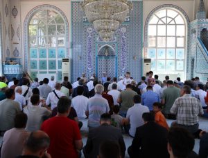 BEUN’da Millî İradenin Kahramanları Saygı, Rahmet ve Minnetle Anıldı