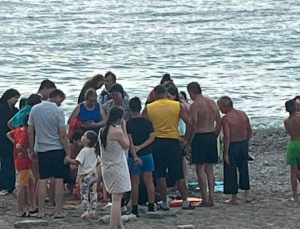 Denizde can pazarı, cankurtaranlar olası faciayı önledi