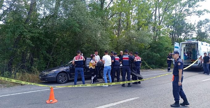 Çaycuma’da Yol Kenarında Duran Araçta Şüpheli Ölüm