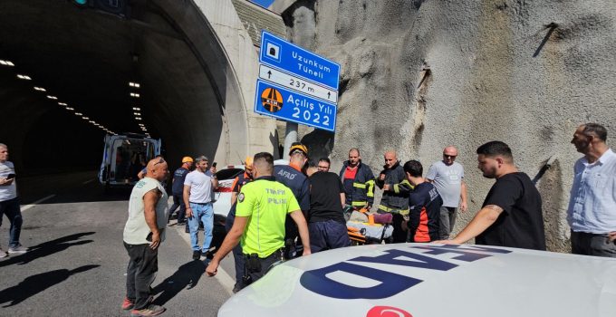 Zonguldak’ta yürekleri ağza getiren kaza… Tünelin girişine böyle ok gibi saplandı…