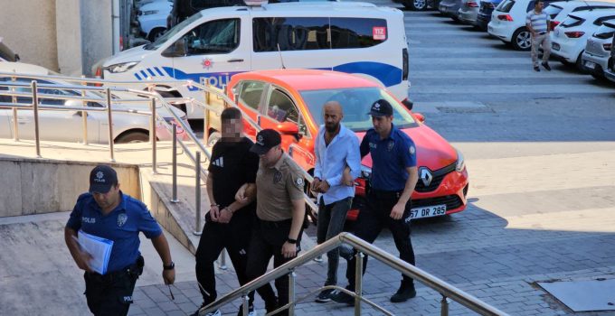 Zonguldak’ta zabıtayı silahla yaralayan zanlı adliyeye sevk edildi