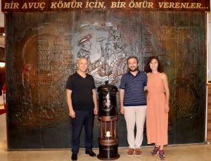 Zonguldaklı öğretmenden Demir’e teşekkür ziyareti