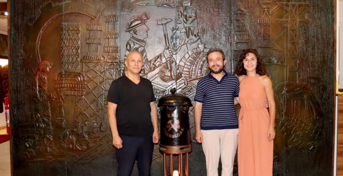 Zonguldaklı öğretmenden Demir’e teşekkür ziyareti