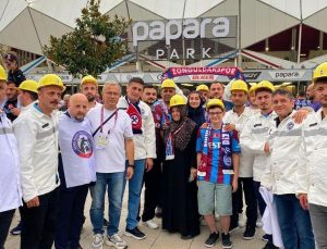 Zonguldaklı madenciler Trabzonspor-Başakşehir maçında tribünlerde