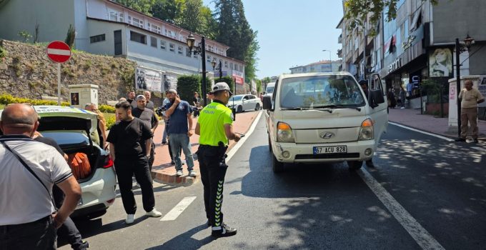 Ereğli’de Yolun Karşısına Geçmek İsteyen Yayaya Araç Çarptı