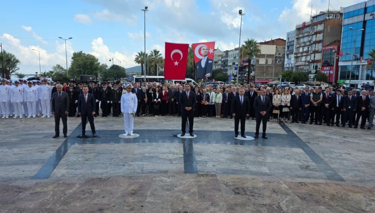 30 Ağustos Zafer Bayramı’nın 104. yıl dönümü Ereğli’de törenlerle kutlandı
