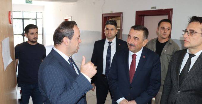 Zonguldak Denetimli Serbestlik Müdürlüğü okullara renk katıyor