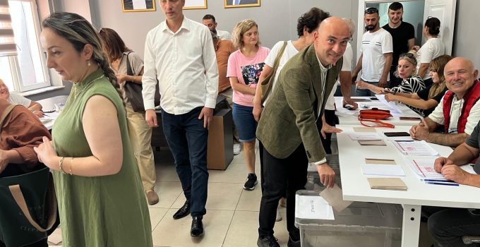 Yeni Parti Zonguldak İl Başkanı Dural delege seçimlerinde oyunu kullandı