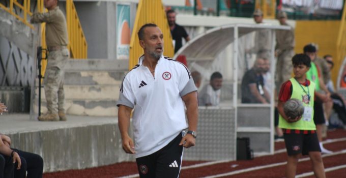 Zonguldakspor’da Barış Şeref istifa etti