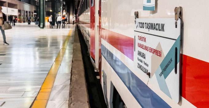 Turistik Karaelmas Ekspresi 2 Ekim’de yeni sezon seferlerine başlıyor