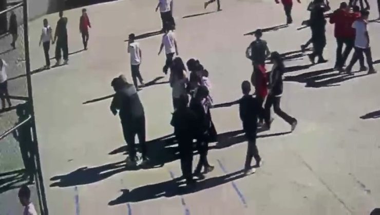 Zonguldak’ta nefessiz kalan öğrenciyi beden eğitimi öğretmeni kurtardı