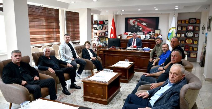 Alaplı Belediye Başkanı Nuri Tekin ve 9 meclis üyesi CHP’den istifa etti