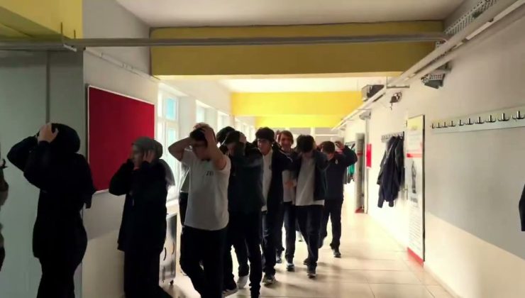 Zonguldak Fen Lisesi’nde afet tatbikatı yapıldı