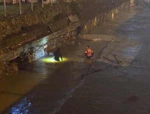 Zonguldak’ta bir eve silahla ateş açılması olayına ilişkin şüpheli tutuklandı