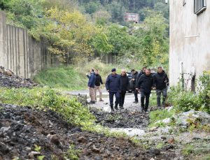 Zonguldak’ta istinat duvarı çöktü: Vali bölgede inceleme yaptı