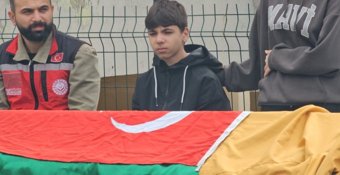 Maden şehitlerine son veda: Biri babasının mesleğini sürdürüyordu, diğeri 15 yıllık madenciydi