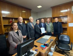 Yeni Parti Zonguldak İl Başkanı Devrim Dural mazbatasını aldı