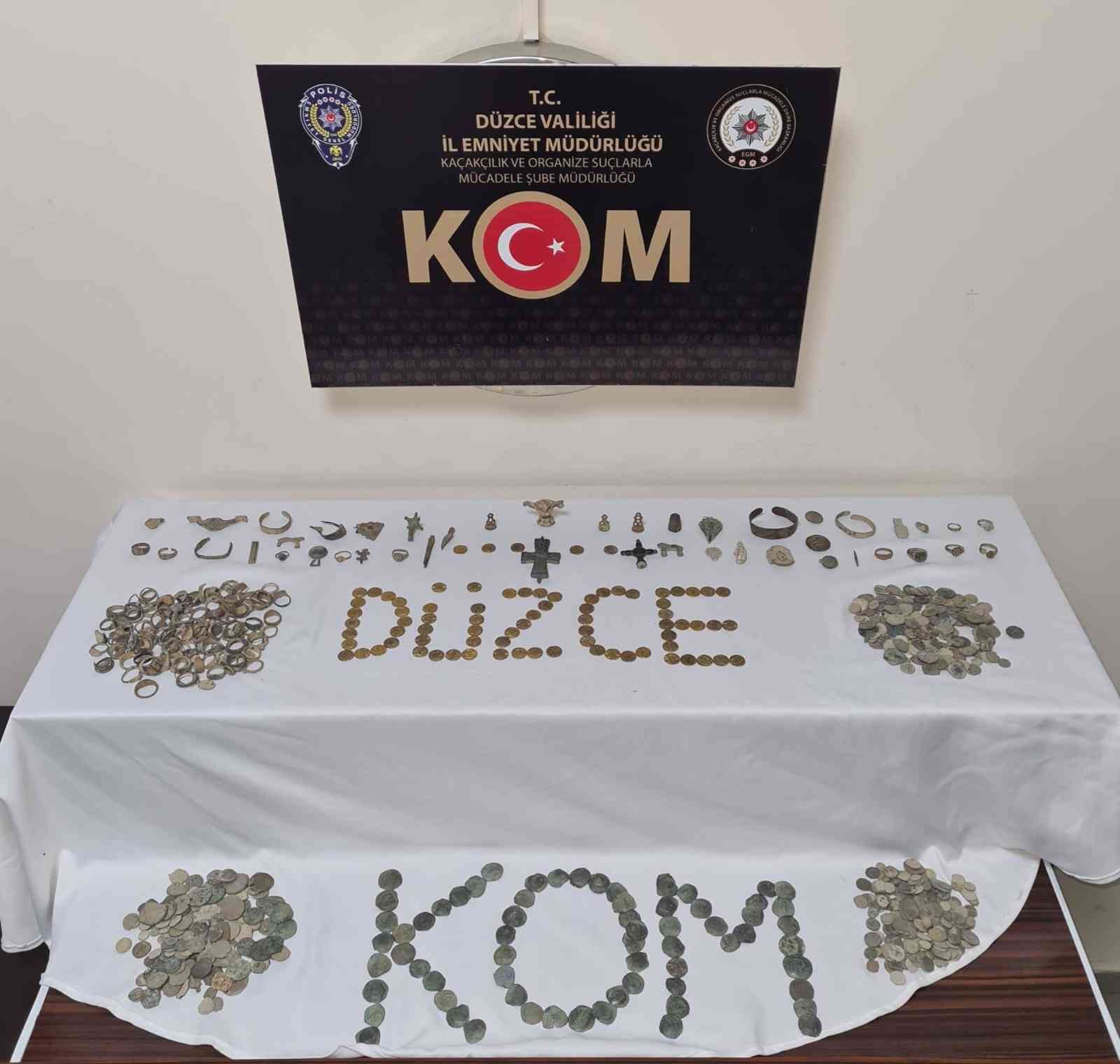 TARİHİ ESER OPERASYONU: 1 GÖZALTI