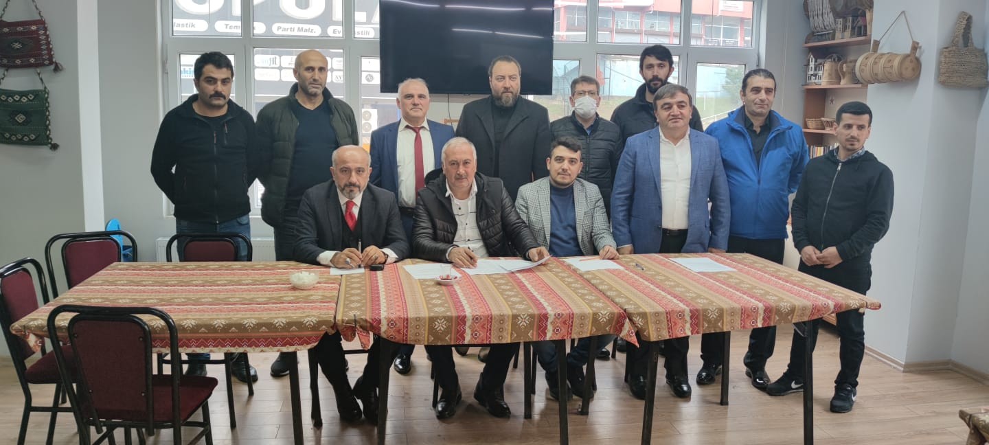 Gümüşhaneliler Derneği’nde Davut Karakaş güven tazeledi