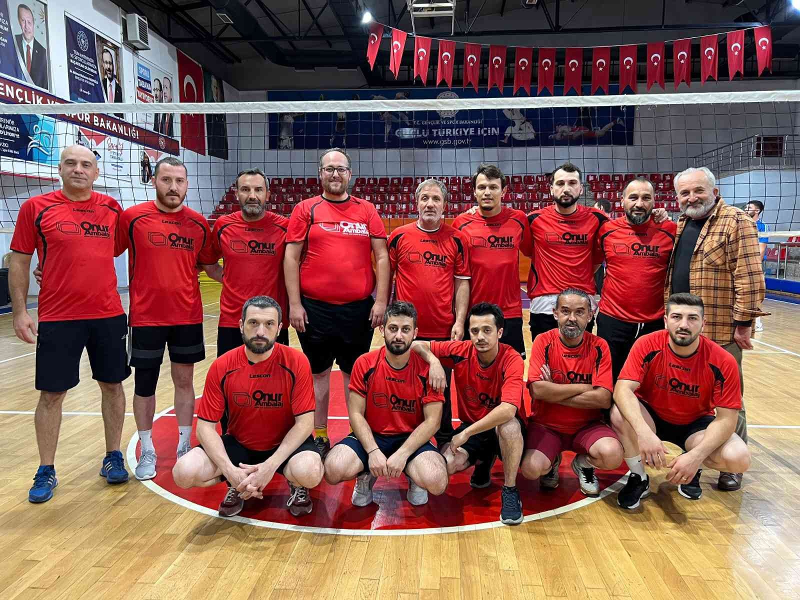 Kurumlar arası voleybol turnuvası başladı