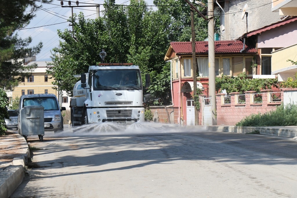 Safranbolu’da temizlik çalışmaları aralıksız devam ediyor