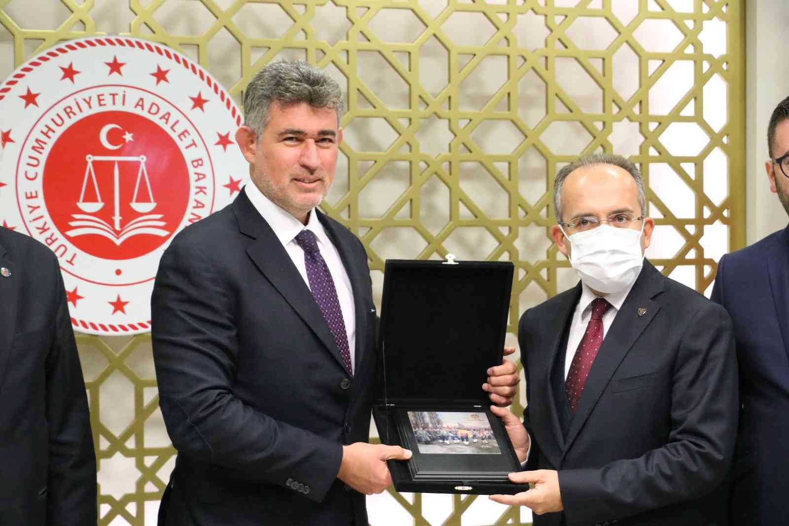 Türkiye Barolar Birliği Başkanı Metin Feyzioğlu: